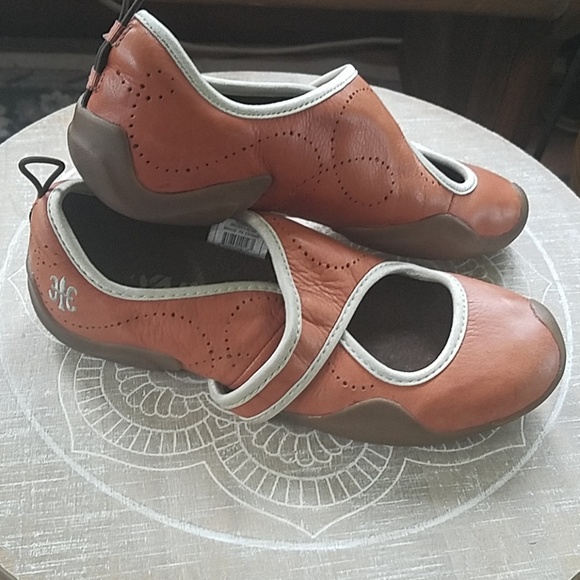 royal elastics Shoes - EUC Vintage ☆ Royal Elastics ☆